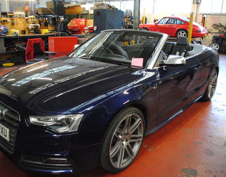 Audi S5 Convertible 